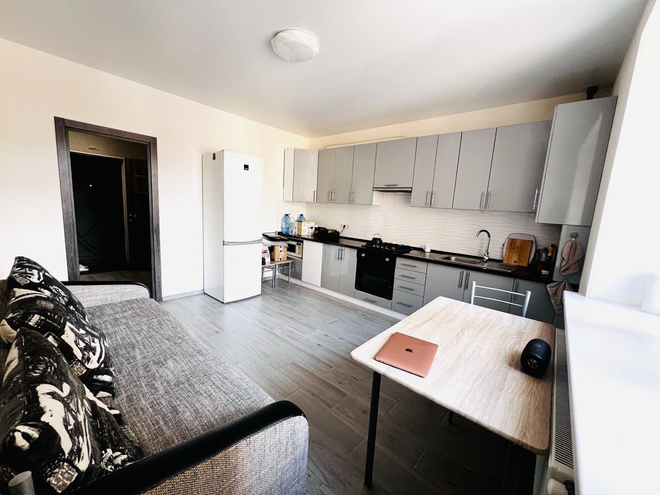 Продаж 1к кв. Озерна, Агора, площа 53м2