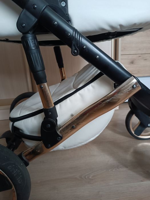 Коляска 2 в 1 Mikrus COMODO