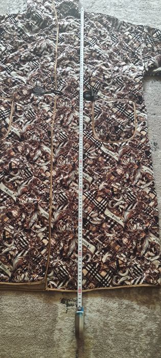 Płaszcz firmy Minouu