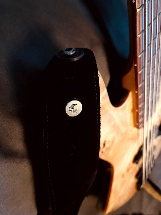 Baixo 5 cordas Jazz Bass Custom Collection Element 5r