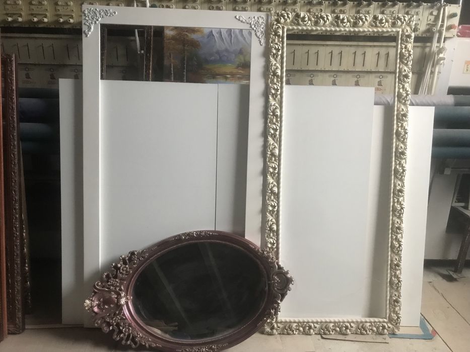 Оригінальні рамки для дзеркала