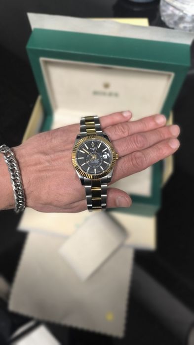 Rolex sky dweller