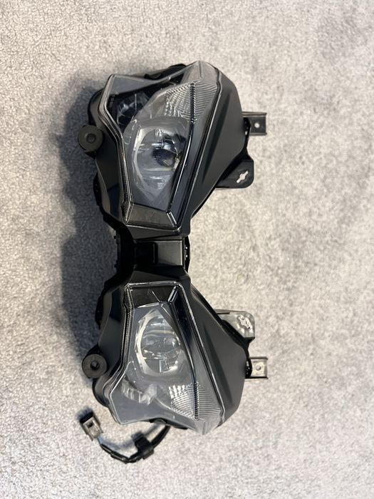 Lampa reflektor przód kawasaki ninja zx6r 2025r oem
