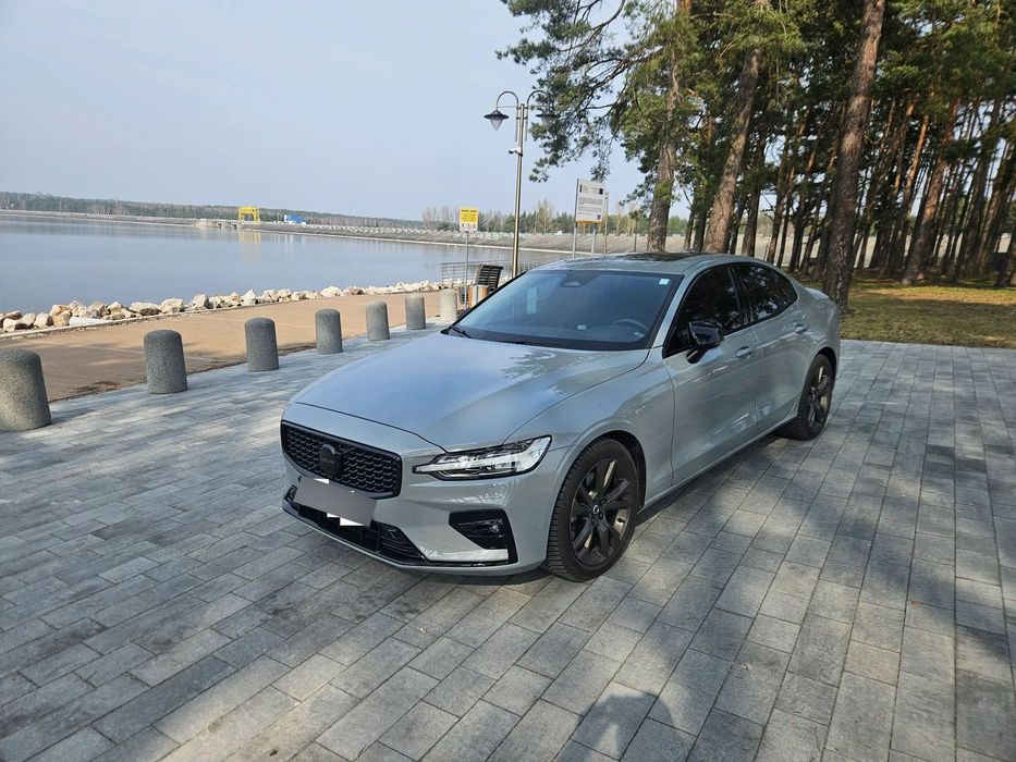 Volvo S60 VOLVO S60 Mild Hybrid 250+14KM 2024rok