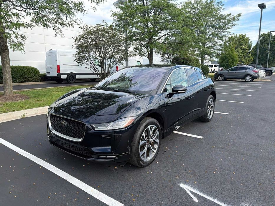 Jaguar I-Pace      2020
