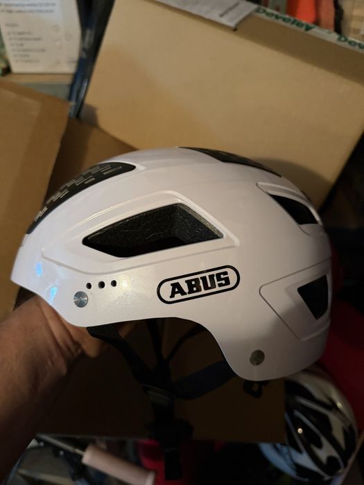 Kask rowerowy Abus hyban 2.0