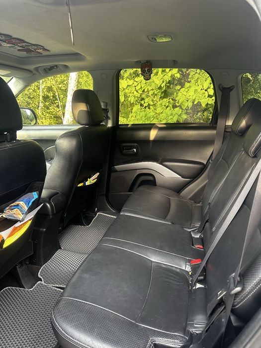 PEUGEOT 4007 2008 VIN VF3VV4HNH8U916838 фото оголошення 5 з 8