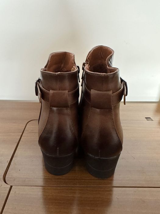 Botas Castanhas Nº 36 Novas