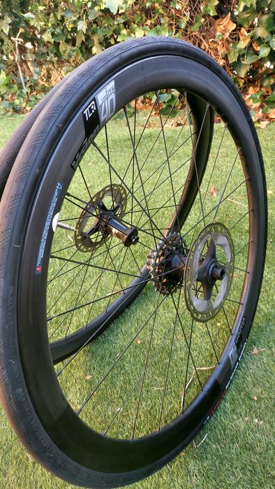 Rodas de Estrada Carbono Vision SC 40 DB TLR