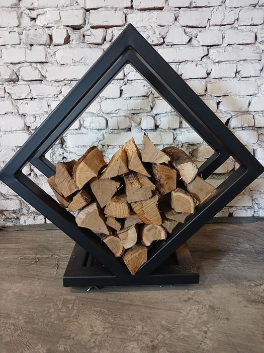 Підставка під дрова в стилі Loft