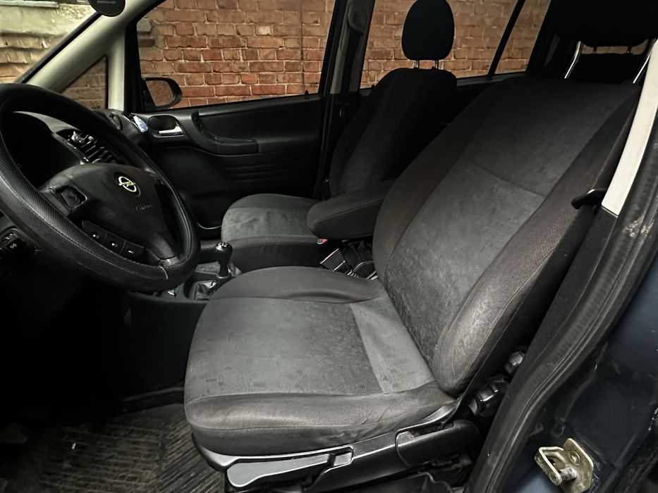 Продам Опель Зафира А