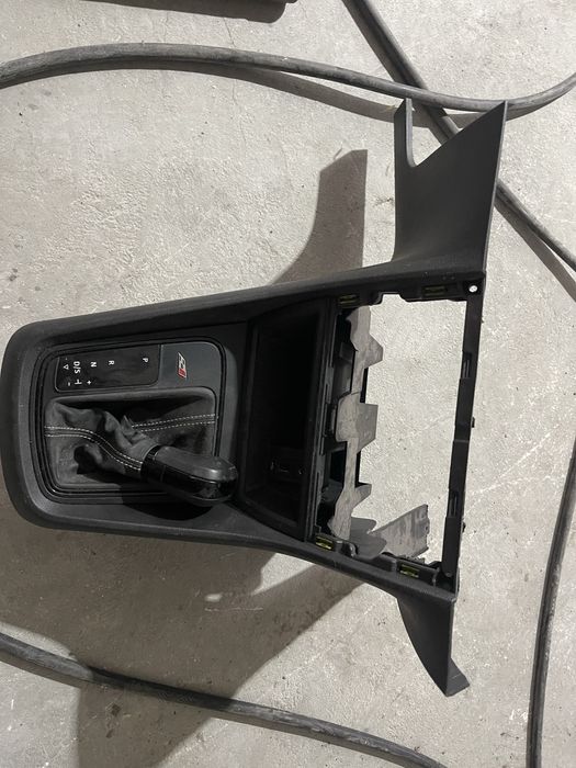 Consola seat leon 5f cupra