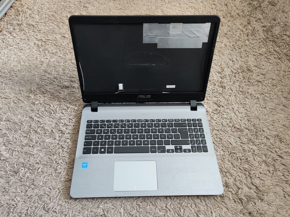 Portátil Asus F507M peças