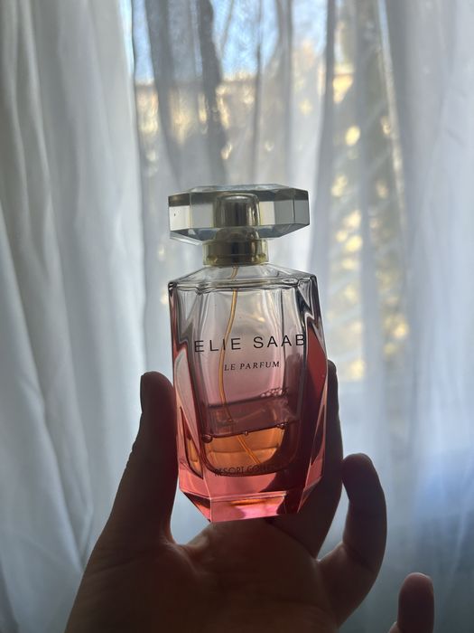 Elie Saab Le Parfum Resort Collection