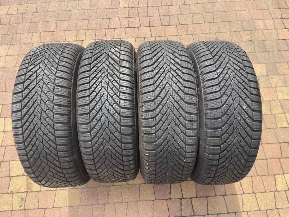 3988. Opony zimowe 215/60/16 Pirelli 2025r 8/9mm cena za 4szt