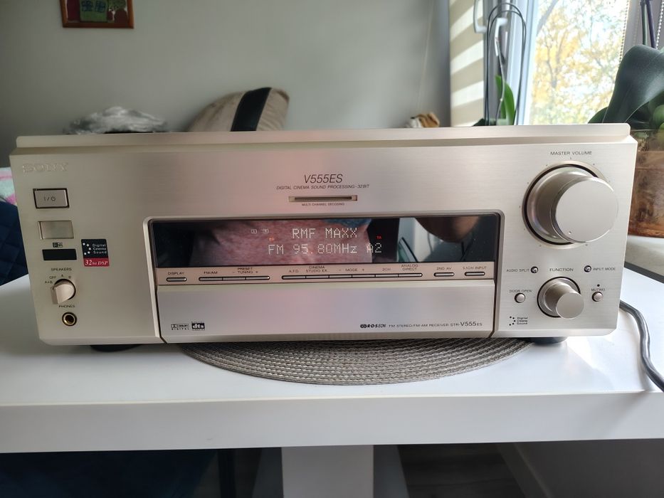 Wzmacniacz Sony STR-V555ES