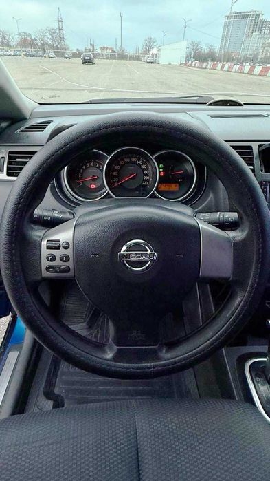Nissan Tiida 1,6 АВТОМАТ 2008 год (на климате)