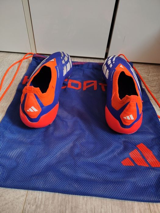 Adidas  Predator
