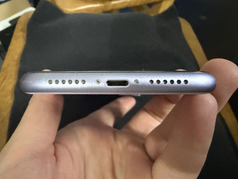 iPhone 11 128gb purple