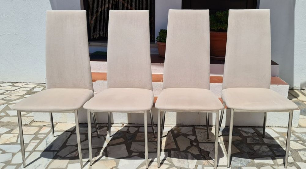 4 Cadeiras pele de pêssego bege e inox, 2 por 35€ cada + 2 oferta