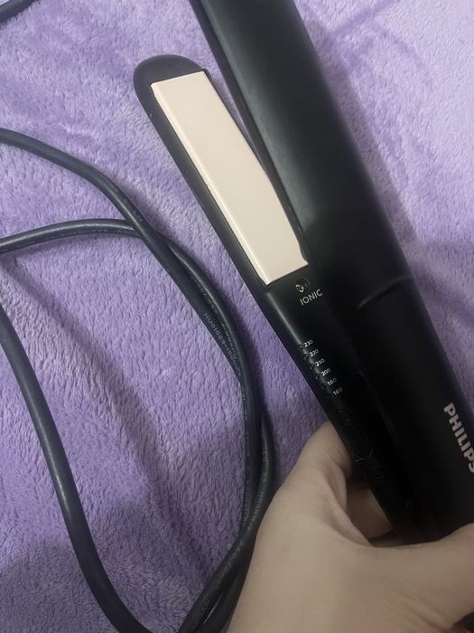 Випрямляч для волосся philips . Утюжок для выравнивания волос