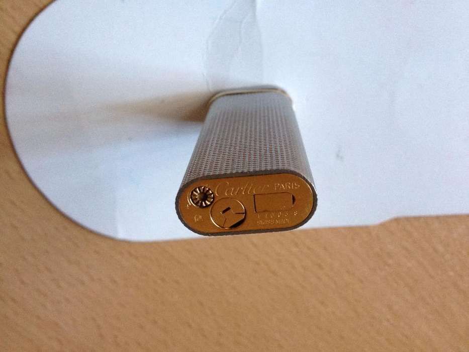 Isqueiro de Must de Cartier, anos 80, autentico, tem pouco uso