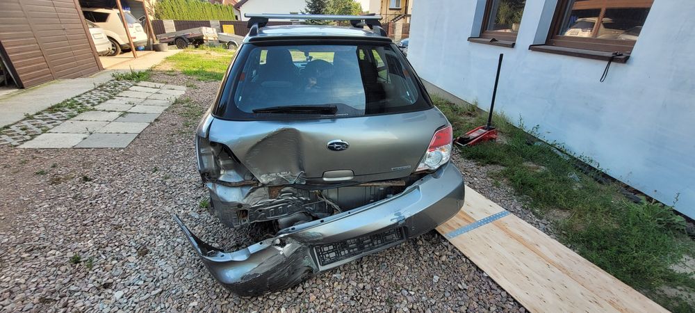 Subaru impreza  2.0 benzyna