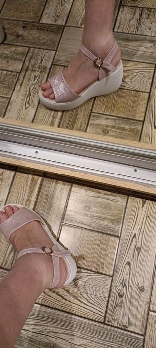 Босоніжки жіночі, шкіра натуральна, 39 розмір