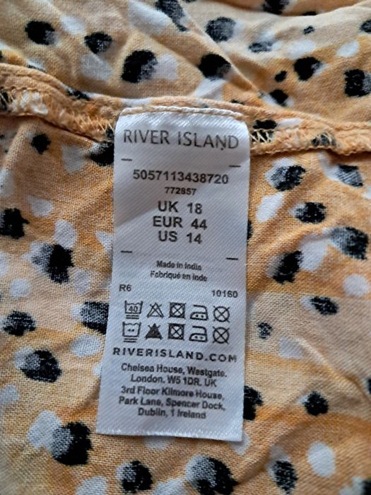 Bluzka długi rękaw  - 16/18.   (100% wiskoza)