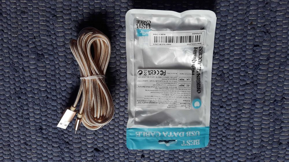 Cabo USB 3m telemóvel - Novo - portes incluidos