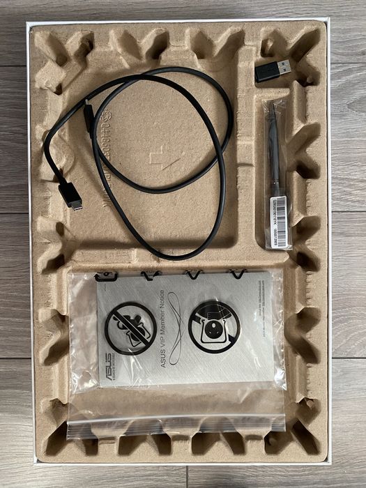 ASUS ZenScreen MB16A