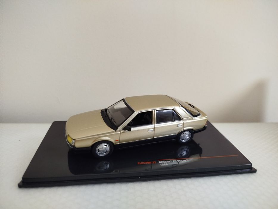 Miniatura Renault 25 Nova 1/43
