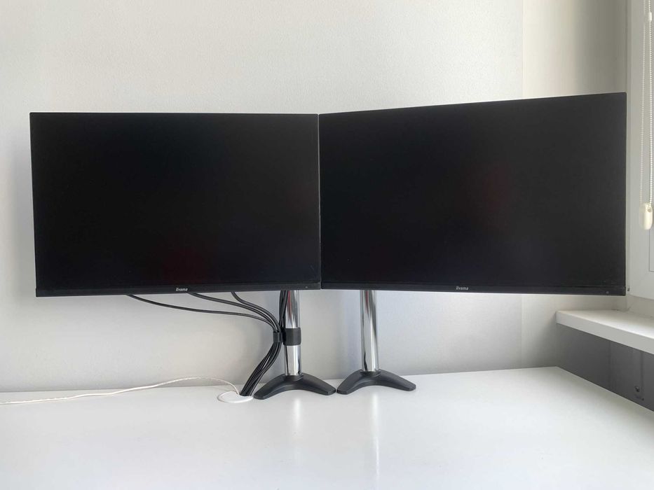 Monitor Iiyama Pro lite XY2395WSU na prezent x2 z uchwytami
