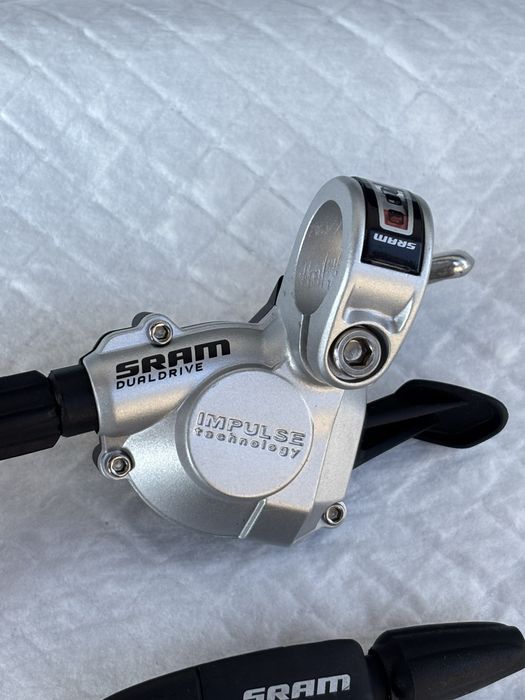 限定1セットのみ未使用】SRAM DualDrive DD3 コンポセット30s 限定1セットのみ未使用】SRAM DualDrive DD3 コンポセット30s