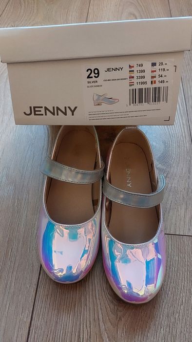 Buty na obcasie, lakierki dla dziewczynki r. 29