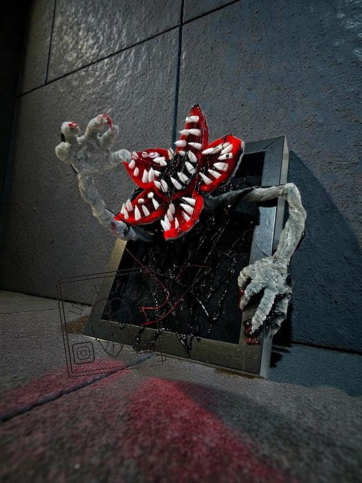 Stranger Things Demogorgon ramka prezent