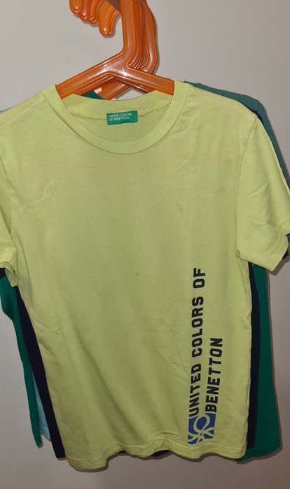 5 t-shirts benetton + 1 sweat 8/9 anos