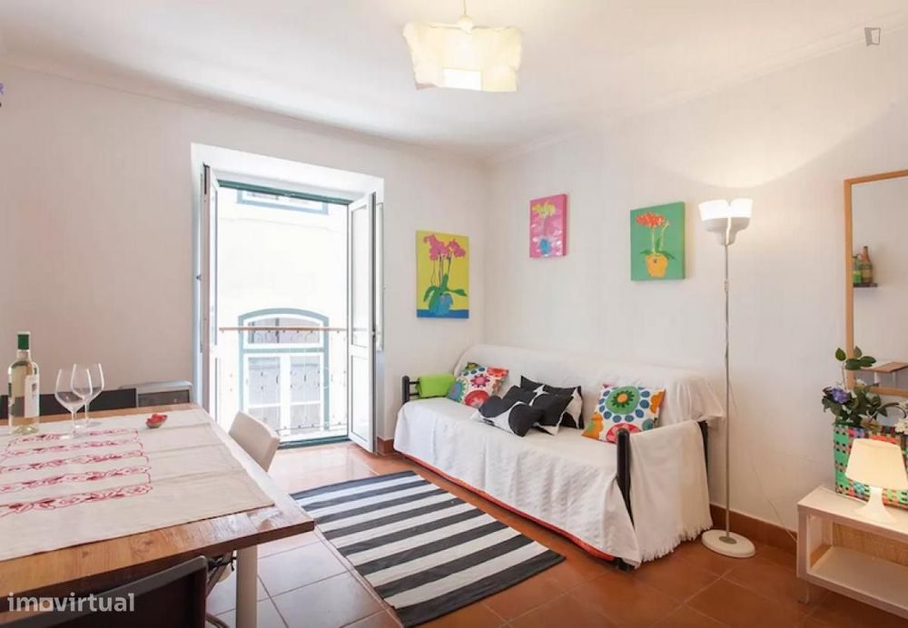Apartamento com 1 quartos - localizado em Santa Apolónia Lisbon