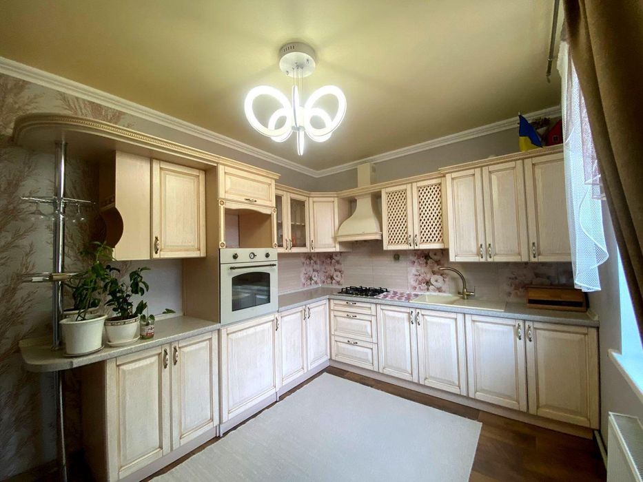 Продам затишний будинок у Великому Дальник код205-485