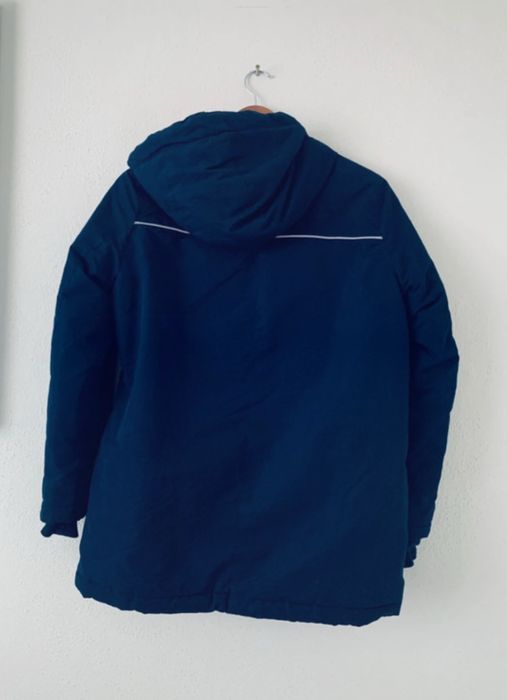 Granatowa chłopięca zimowa kurtka typu parka 146/152