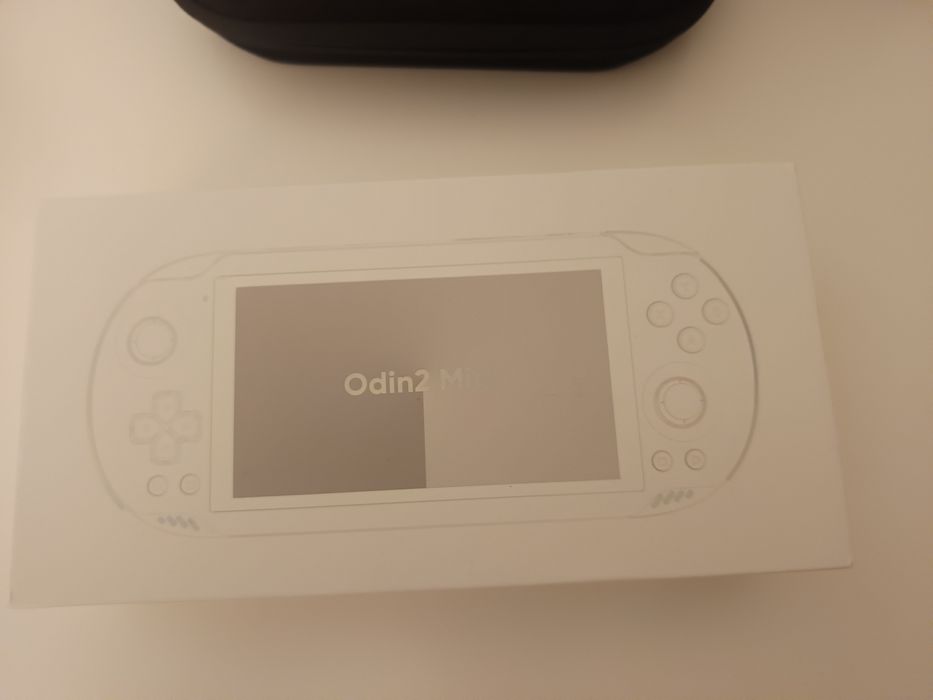 Vendo Ayn Odin 2 mini