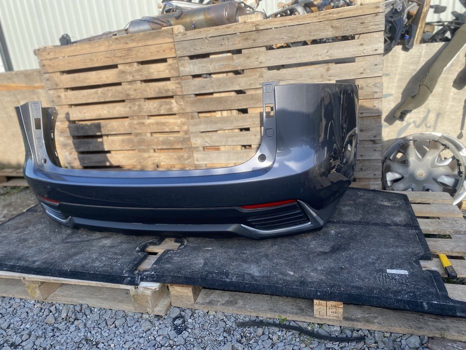 Задній бампер Lexus NX