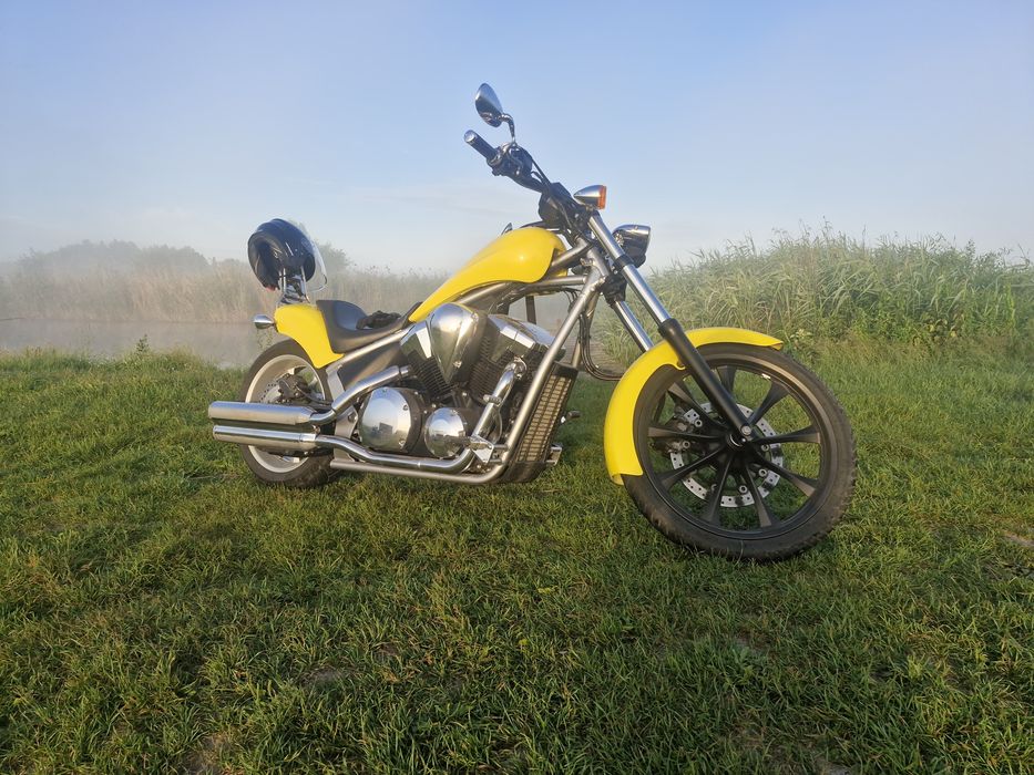 Продам мото Honda VT 1300 CXA