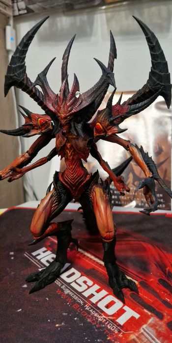 Diablo 3 Neca Figurka Orginalna USZKODZONA!
