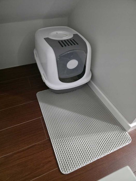 Mata pod kuwetę 75x55 dwuwarstwowa podkładka dla kota szara