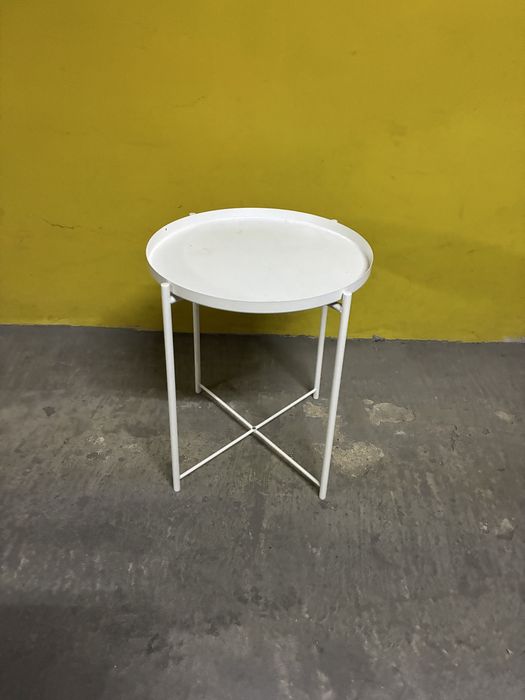 Mesa de apoio branca