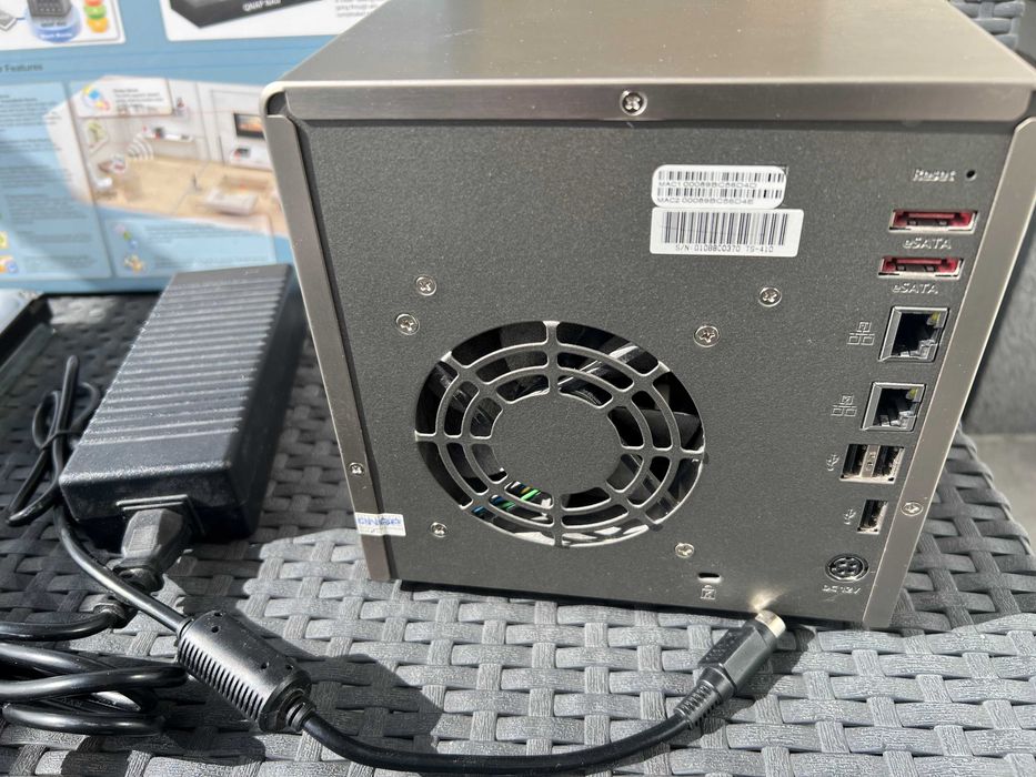Serwer QNAP NAS TS-410 RAID-10 4-bay dodatkowy zasilacz stan igła
