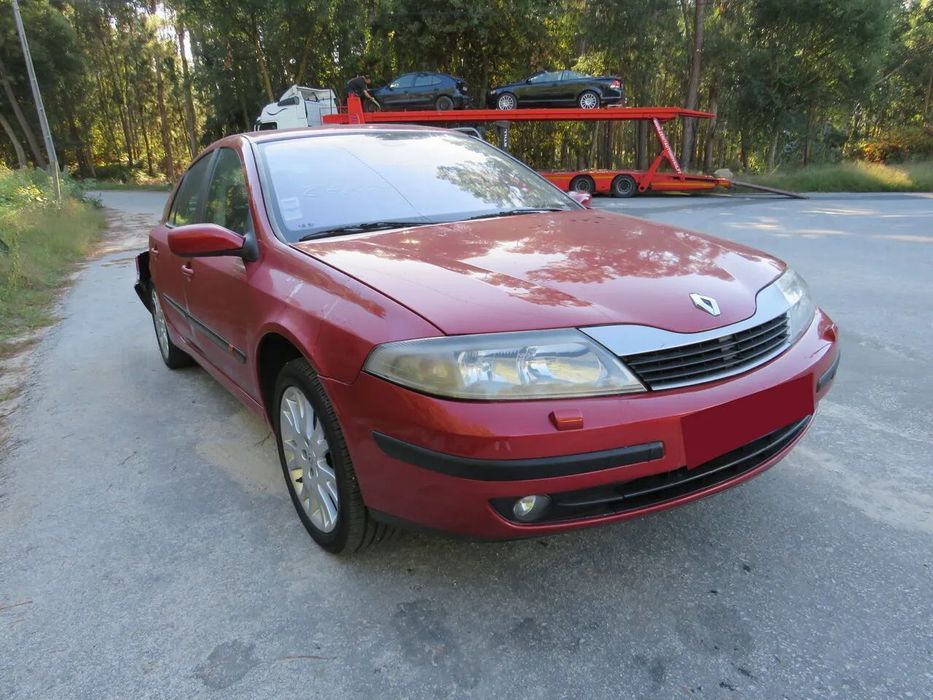 Renault Laguna II 1.8 (116Cv) de 2003 - Peças Usadas (8583)