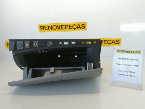 Porta luvas RENAULT Megane III Grandtour (KZ0/1)