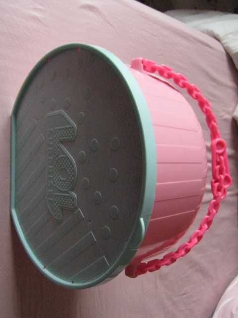 Бокс для Lol и детская кукольная посуда.